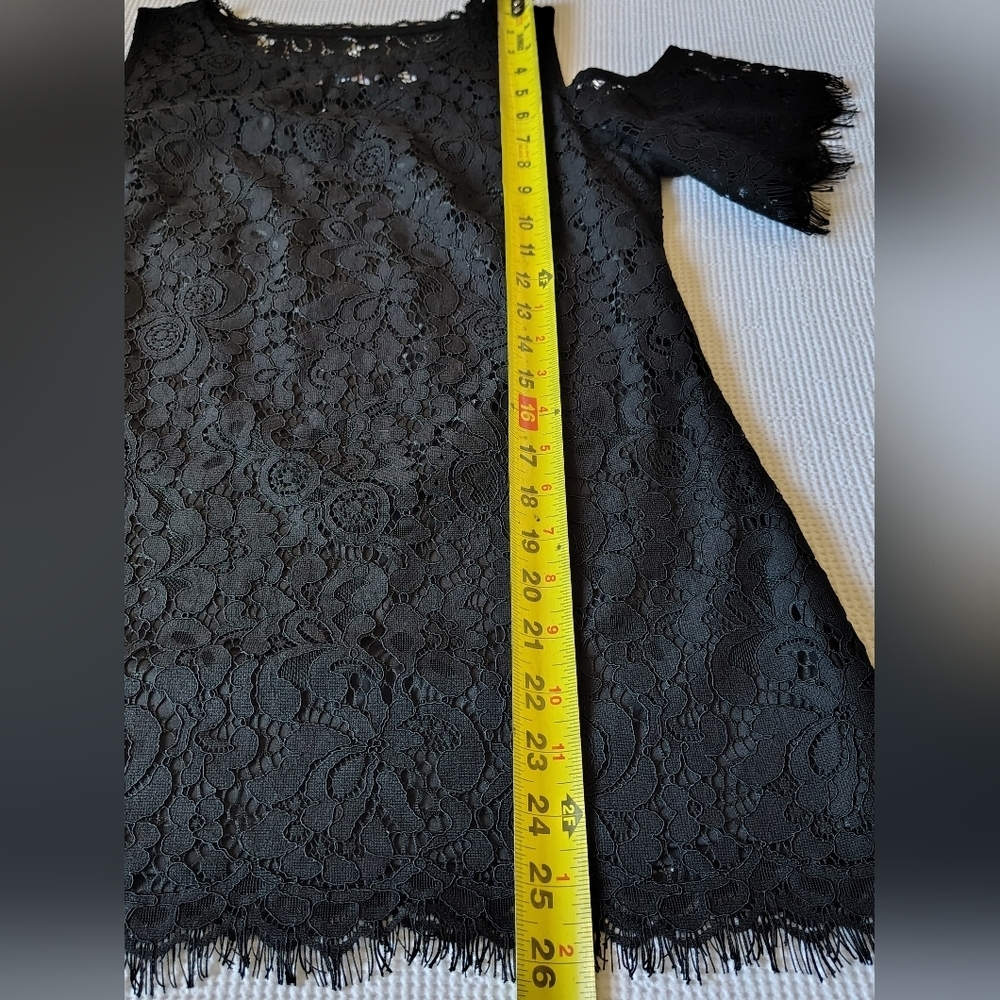 Isaac Mizrahi Black Lace Cold Shoulder Blouse Size XS - Picture 5 of 8